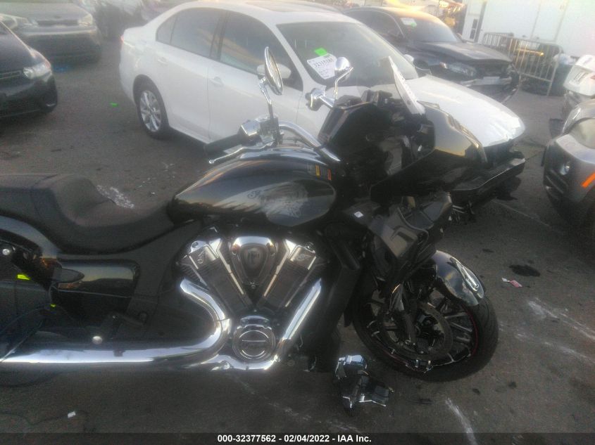 2021 INDIAN MOTORCYCLE CO. CHALLENGER LIMITED 56KLCARR1M3397227