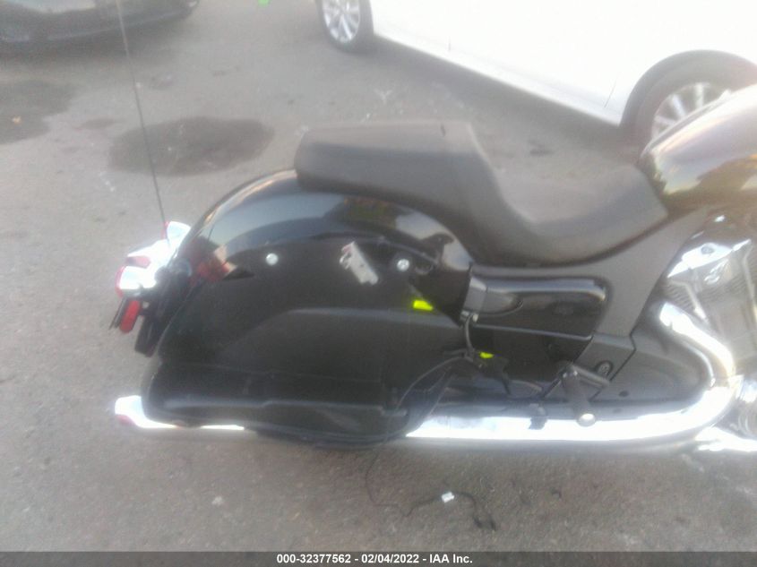 2021 INDIAN MOTORCYCLE CO. CHALLENGER LIMITED 56KLCARR1M3397227