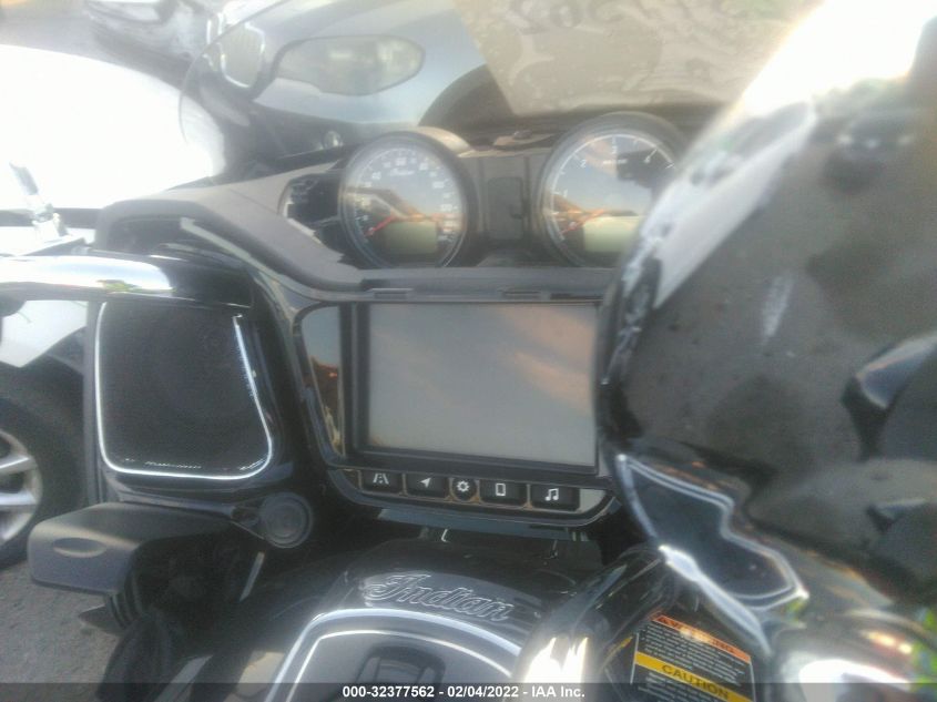 2021 INDIAN MOTORCYCLE CO. CHALLENGER LIMITED 56KLCARR1M3397227