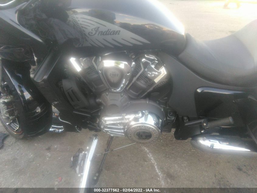 2021 INDIAN MOTORCYCLE CO. CHALLENGER LIMITED 56KLCARR1M3397227