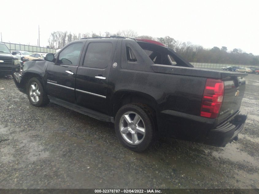 2013 CHEVROLET AVALANCHE LTZ 3GNTKGE7XDG152284