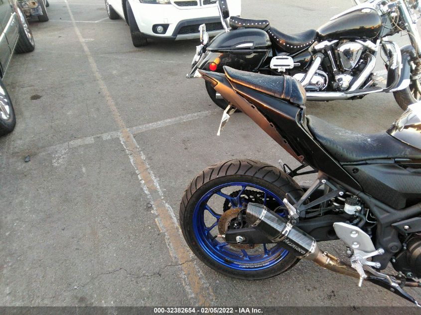 2021 YAMAHA YZFR3 A MH3RH18Y3MK005978