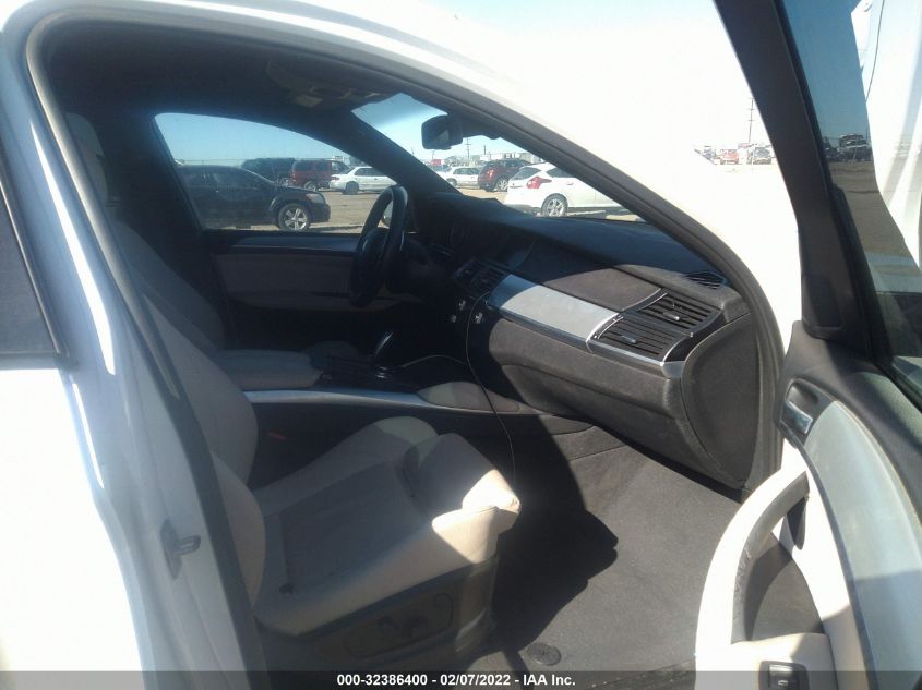 2013 BMW X6 XDRIVE35I - 5UXFG2C55DL784848