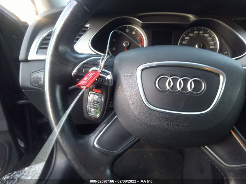 2013 AUDI A4 PREMIUM WAUBFAFL7DN032089