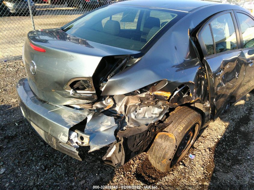 2013 MAZDA MAZDA3 I SPORT JM1BL1UP1D1732358