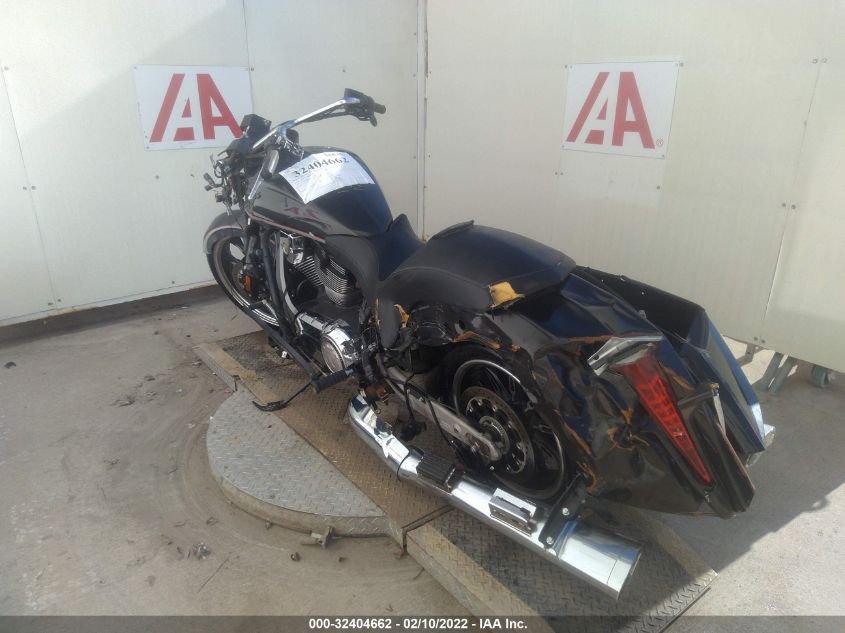 2016 VICTORY MOTORCYCLES MAGNUM 5VPYW36N5G3056094