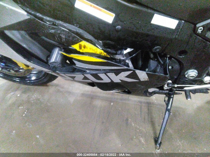 2005 SUZUKI GSX-R750 K JS1GR7JA452103514