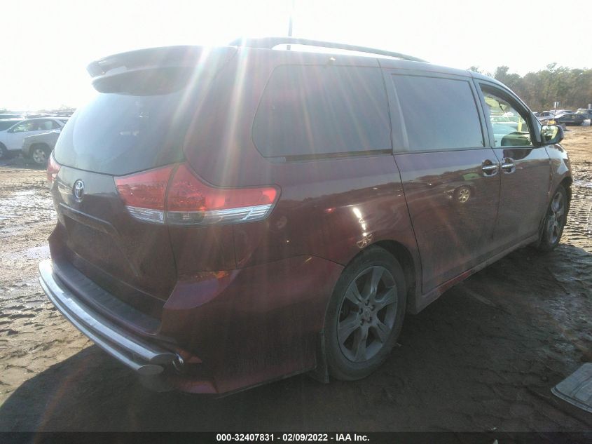 2015 TOYOTA SIENNA SE 5TDXK3DC1FS570853