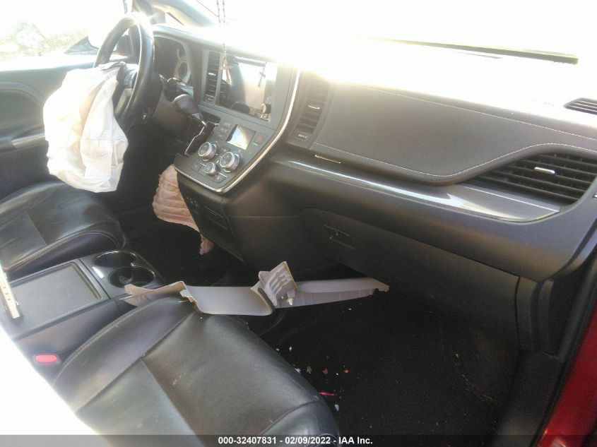 2015 TOYOTA SIENNA SE 5TDXK3DC1FS570853