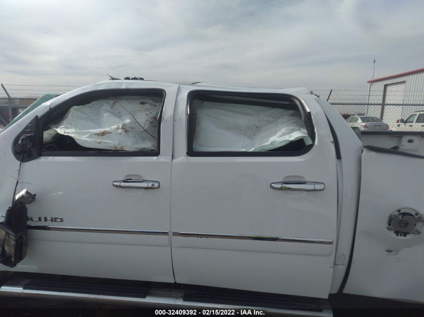 2014 GMC SIERRA 2500HD DENALI 1GT125E89EF144337