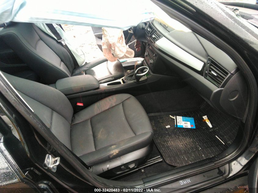 2015 BMW X1 XDRIVE35I WBAVM5C5XFVV93843
