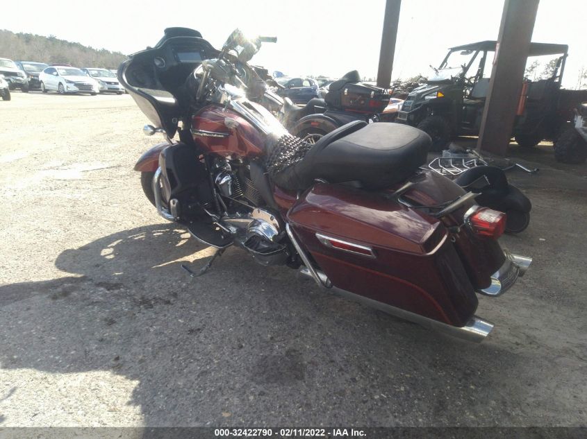 2017 HARLEY-DAVIDSON FLTRU 1HD1KGD18HB637985