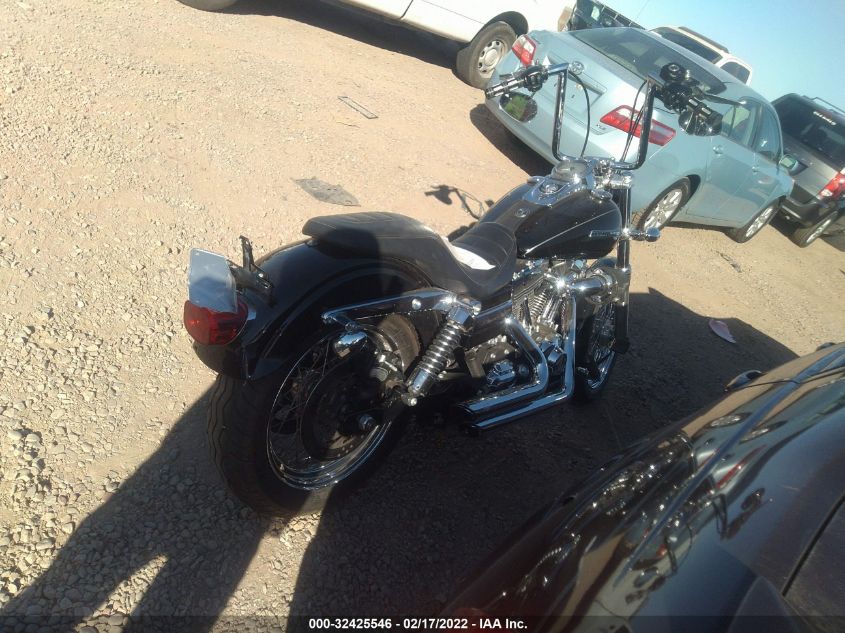 2011 HARLEY-DAVIDSON FXDC 1HD1GV410BC309208