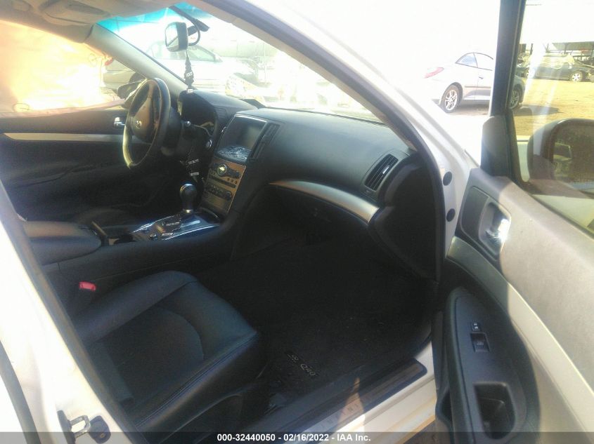 2015 INFINITI Q40 JN1CV6AP6FM500066