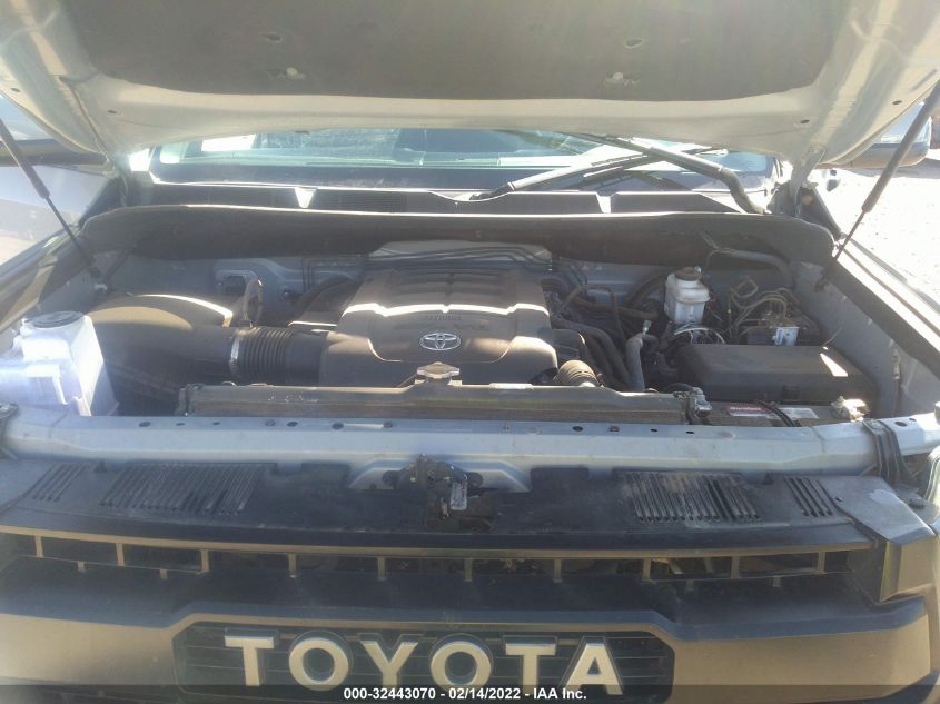 2017 TOYOTA TUNDRA 4WD SR5/TRD PRO 5TFDW5F10HX667733