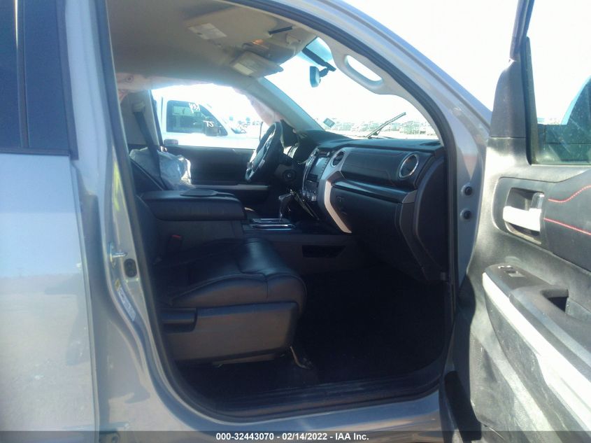 2017 TOYOTA TUNDRA 4WD SR5/TRD PRO 5TFDW5F10HX667733