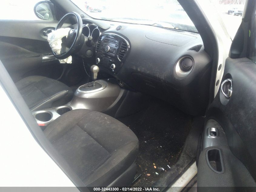 2013 NISSAN JUKE SV JN8AF5MV7DT221996