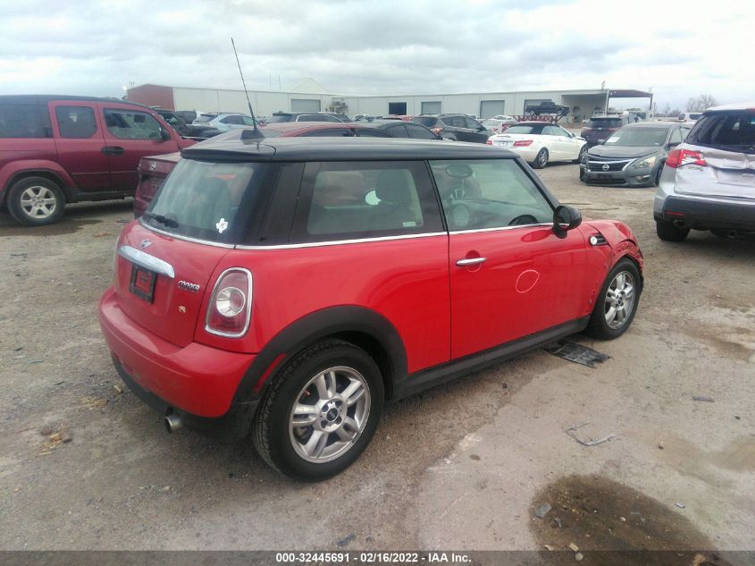 2013 MINI COOPER HARDTOP WMWSU3C58DT689339