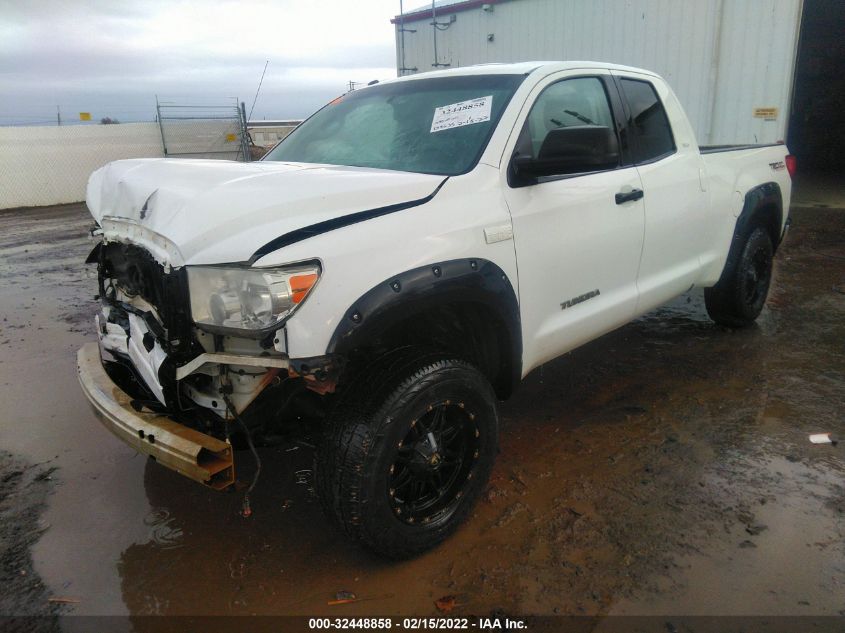 2013 TOYOTA TUNDRA 4WD TRUCK 5TFUY5F1XDX292244