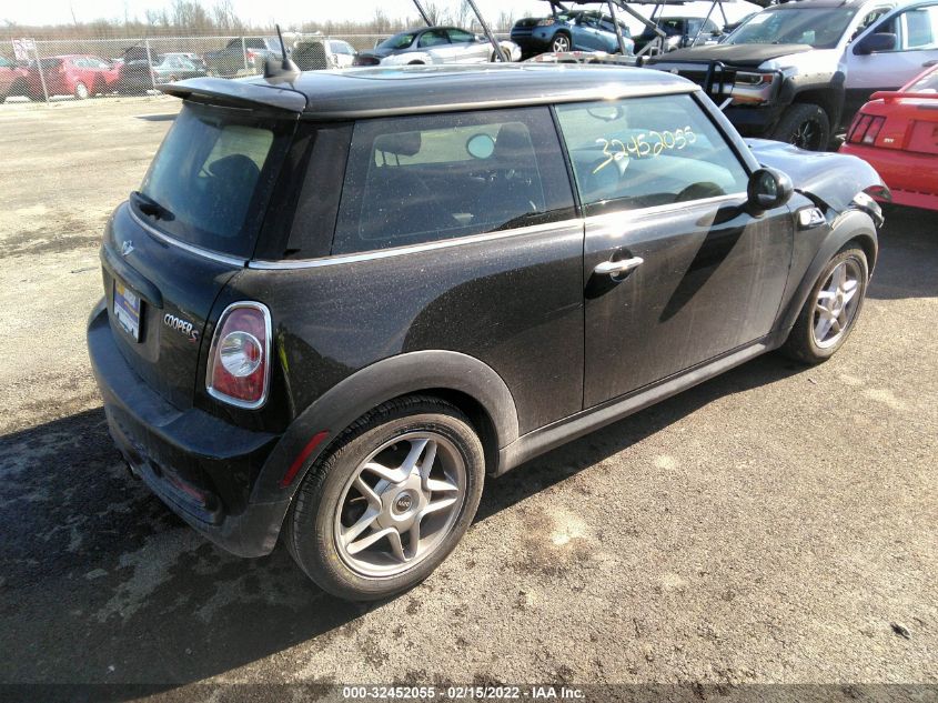 2013 MINI COOPER HARDTOP S WMWSV3C50DT476026