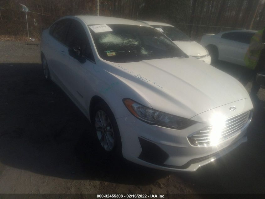 2019 FORD FUSION HYBRID SE 3FA6P0LU3KR240852