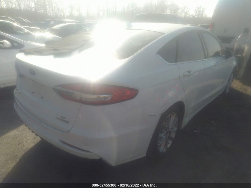 2019 FORD FUSION HYBRID SE 3FA6P0LU3KR240852