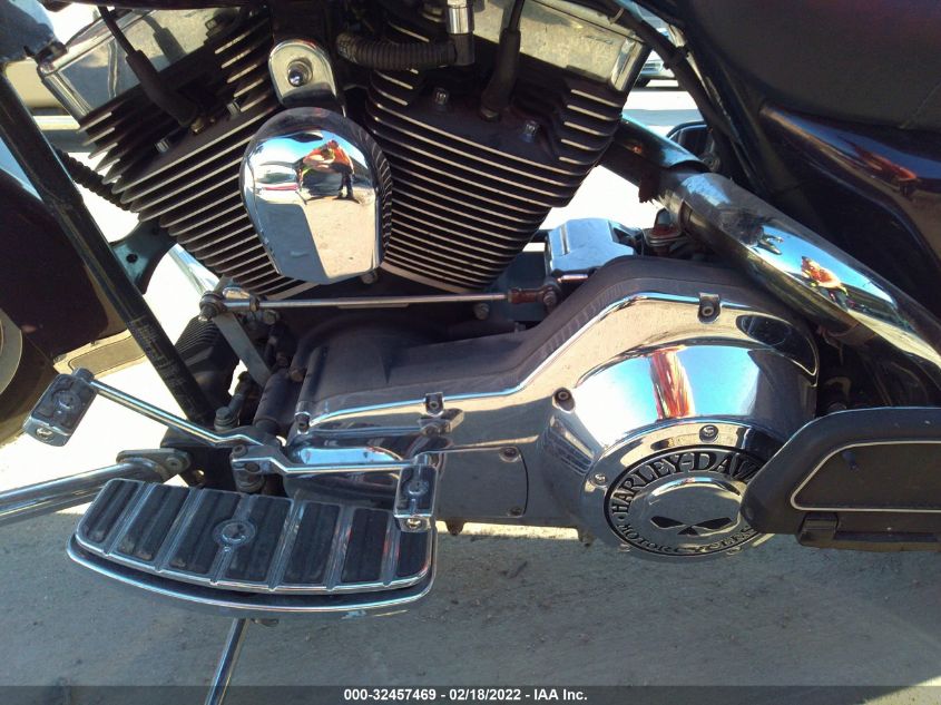 2005 HARLEY-DAVIDSON FLHTCI 1HD1FFW395Y658284