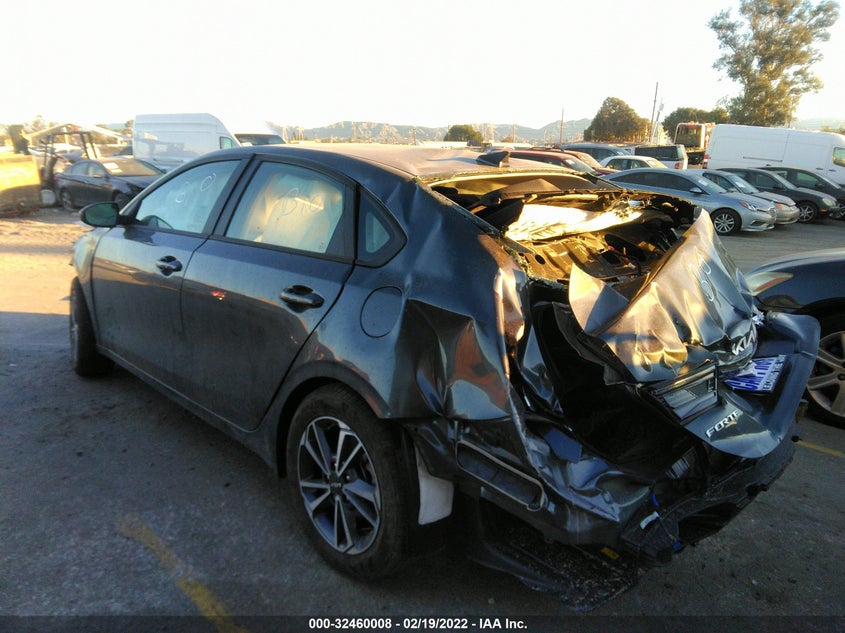 VIN 3KPF24AD1NE439445 2022 KIA FORTE LXS