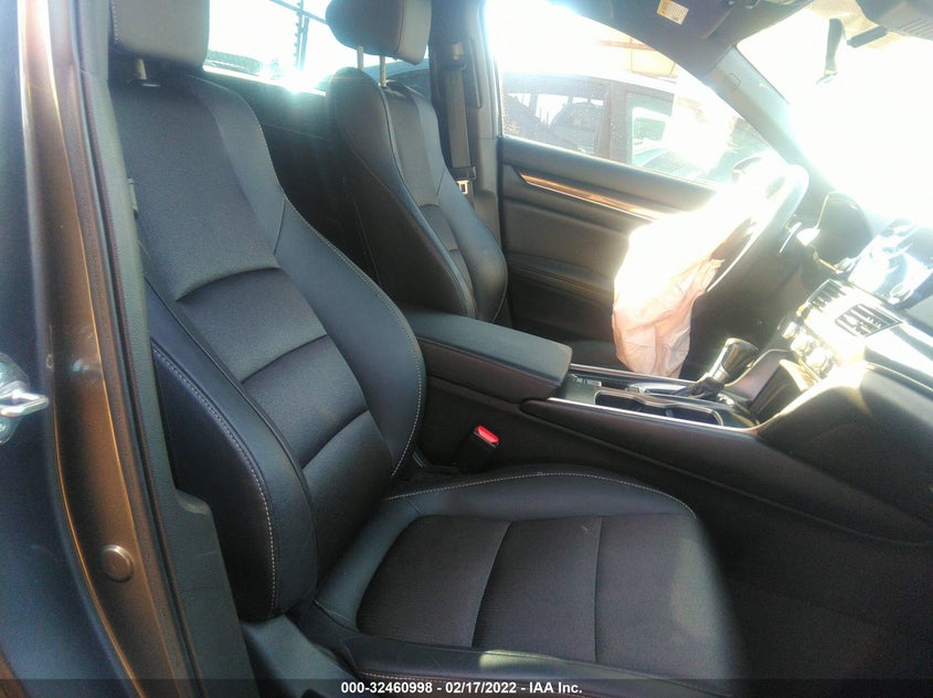 2019 HONDA ACCORD SEDAN VIN: 1HGCV1F32KA012199