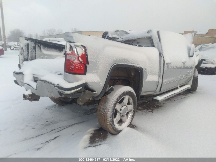 2015 GMC SIERRA 2500HD DENALI 1GT120E88FF178659
