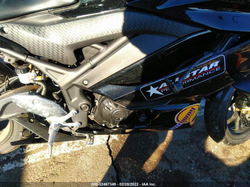 2021 YAMAHA YZFR3 A MH3RH18Y4MK006220
