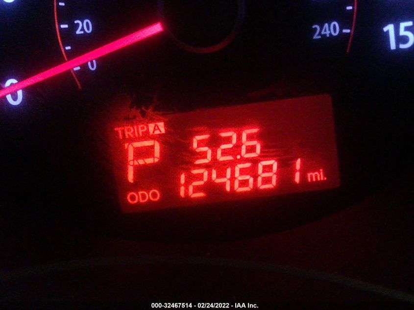 2013 KIA SORENTO LX 5XYKT4A20DG311077