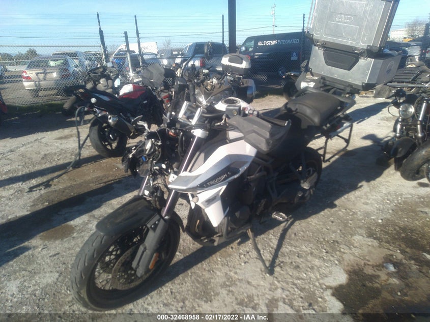 2018 TRIUMPH MOTORCYCLE EXPLORER VIN: SMTF45XB5JJ873680