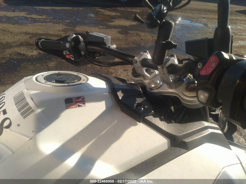 2018 TRIUMPH MOTORCYCLE EXPLORER VIN: SMTF45XB5JJ873680