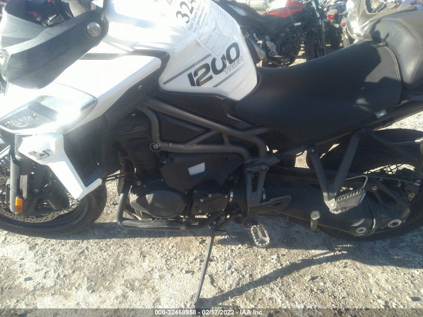 2018 TRIUMPH MOTORCYCLE EXPLORER VIN: SMTF45XB5JJ873680