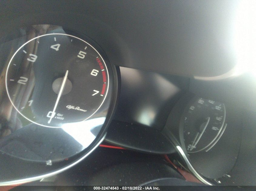 2017 ALFA ROMEO GIULIA TI ZARFAECN2H7550921