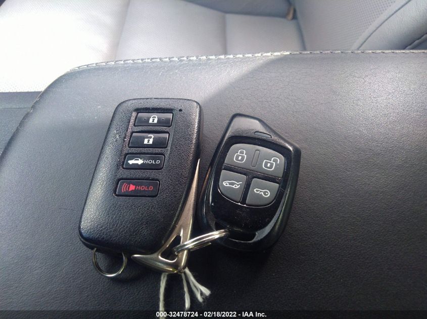 2013 LEXUS ES 350 4DR SDN JTHBK1GG2D2023655