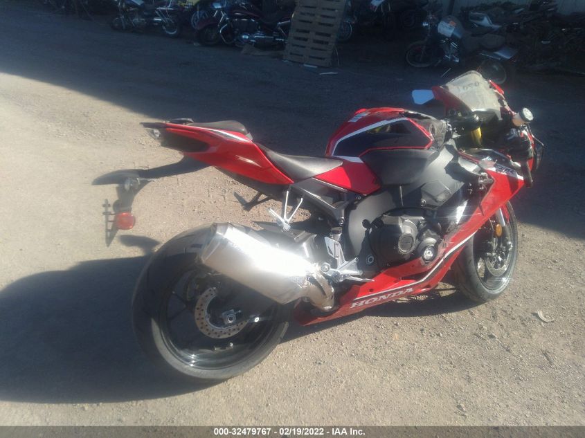 2018 HONDA CBR1000 RR JH2SC7711JK100418