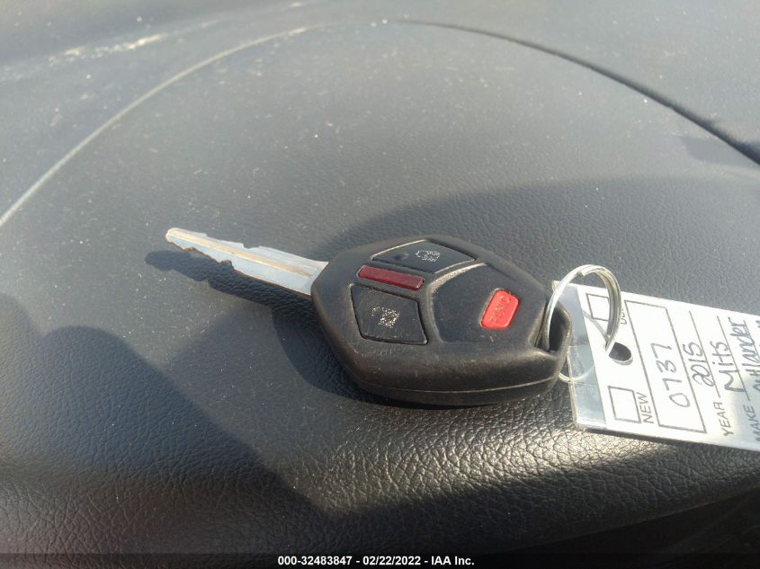 2015 MITSUBISHI OUTLANDER ES JA4AD2A36FZ013525