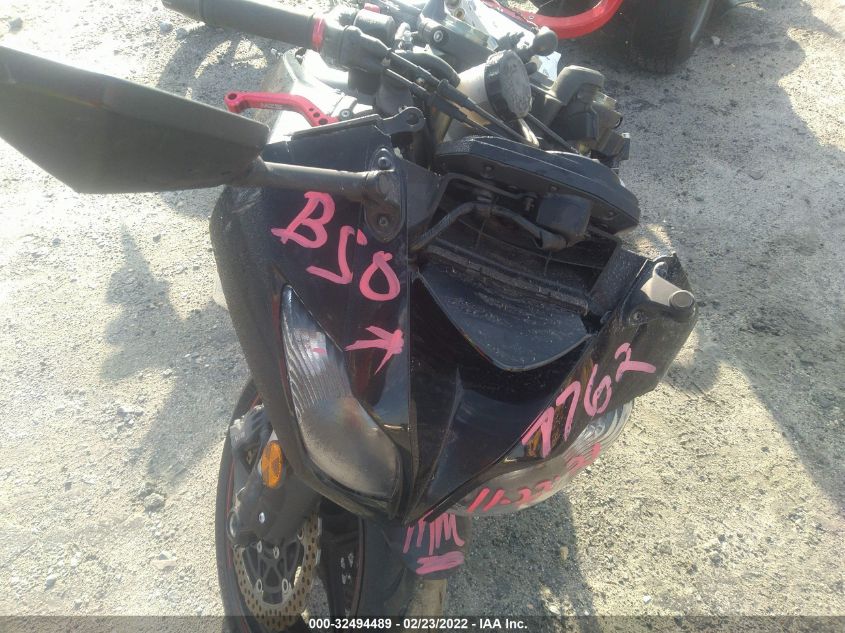 2011 KAWASAKI ZX600 R JKAZX4R10BA027762