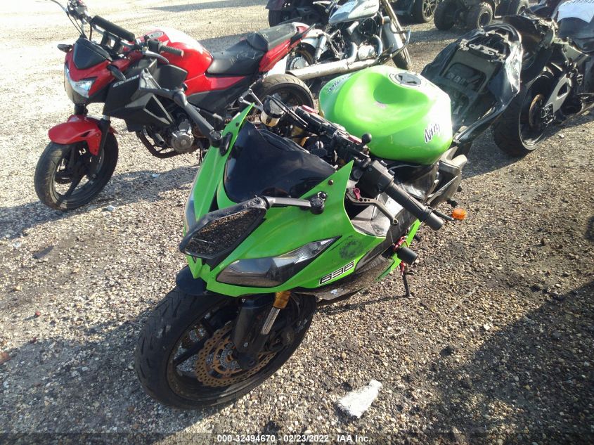 2013 KAWASAKI ZX636 E JKBZXJE18DA000215