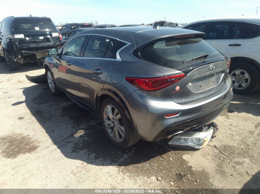2018 INFINITI QX30 LUXURY SJKCH5CP5JA056228