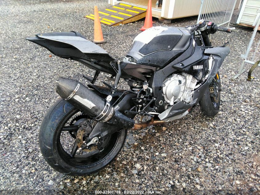 2016 YAMAHA YZFR1S JYARN42EXGA000080