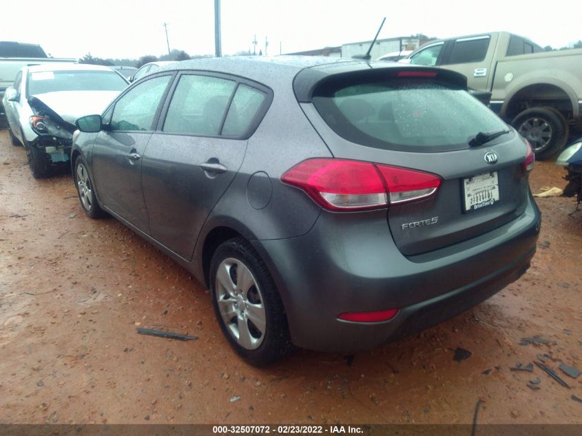 2016 KIA FORTE 5-DOOR LX KNAFK5A87G5592402