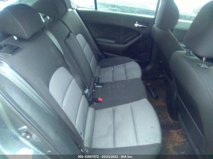 2016 KIA FORTE 5-DOOR LX KNAFK5A87G5592402