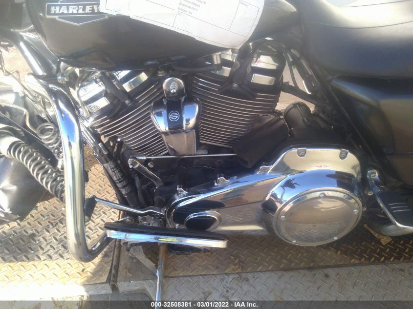 2021 HARLEY-DAVIDSON FLHX 1HD1KBC13MB650156
