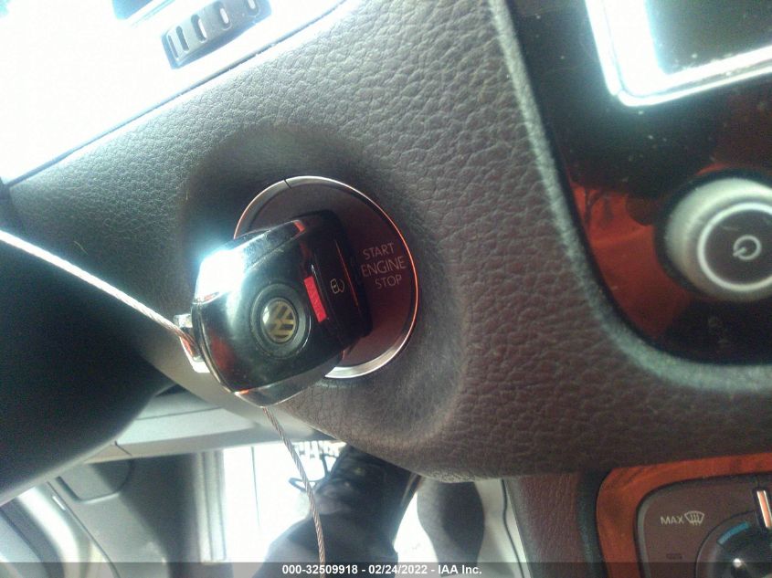 2013 VOLKSWAGEN TOUAREG WVGEG9BP9DD001819
