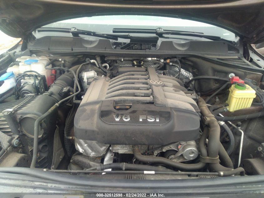 2013 VOLKSWAGEN TOUAREG LUX WVGEF9BP1DD013790