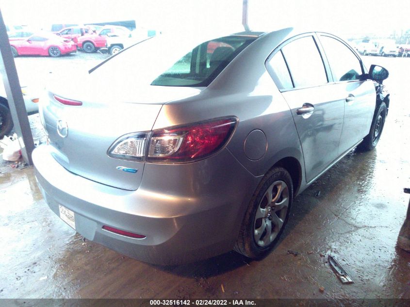 2013 MAZDA MAZDA3 I SPORT JM1BL1U82D1713715