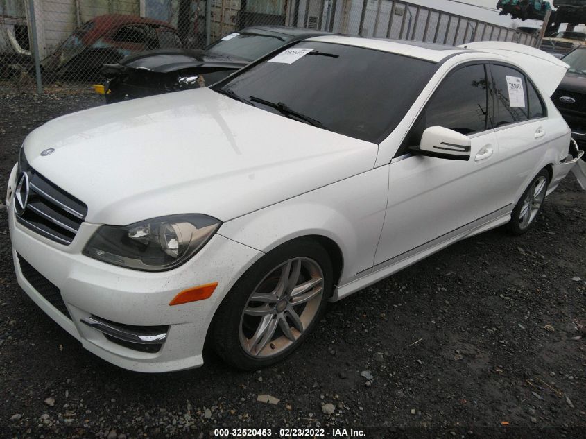 2014 MERCEDES-BENZ C-CLASS C 300 WDDGF8AB0ER319497